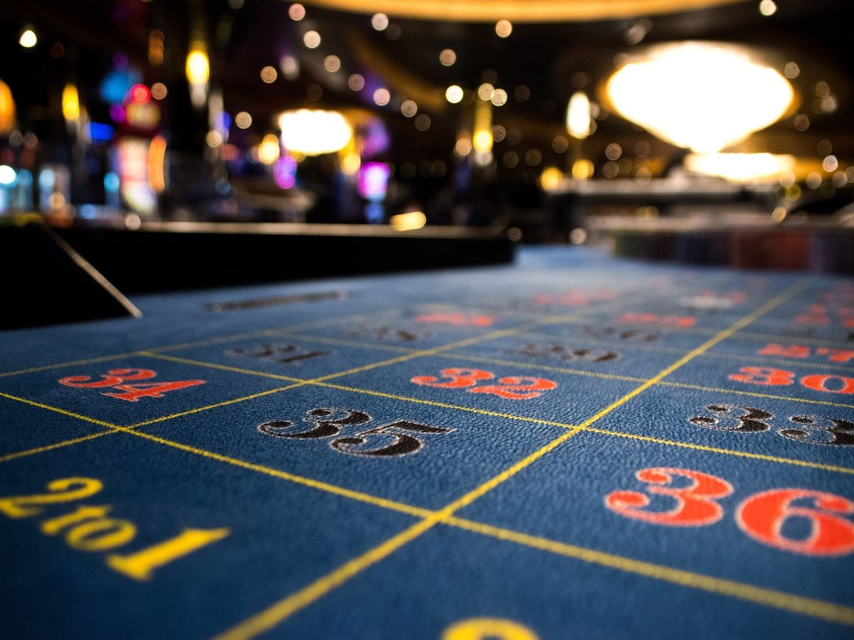 Tavolo da roulette in una sala da gioco